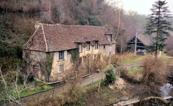 La cantine vue depuis le haut-fourneau ; 1982 (c) Fonds ASFSL, série 114J, AD24